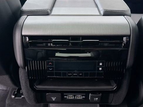 New 2026 Jeep Grand Wagoneer 4WD image 27
