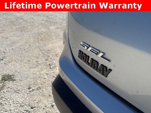 Used 2024 Ford Edge SEL image 9