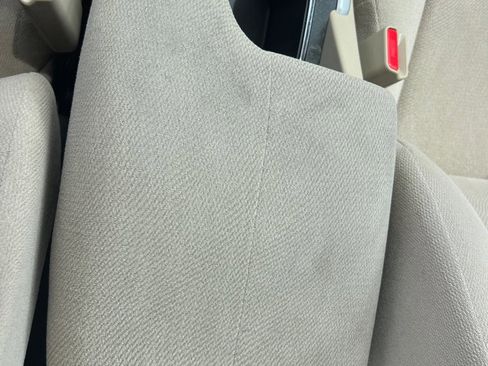 Used 2013 Honda Accord LX image 32