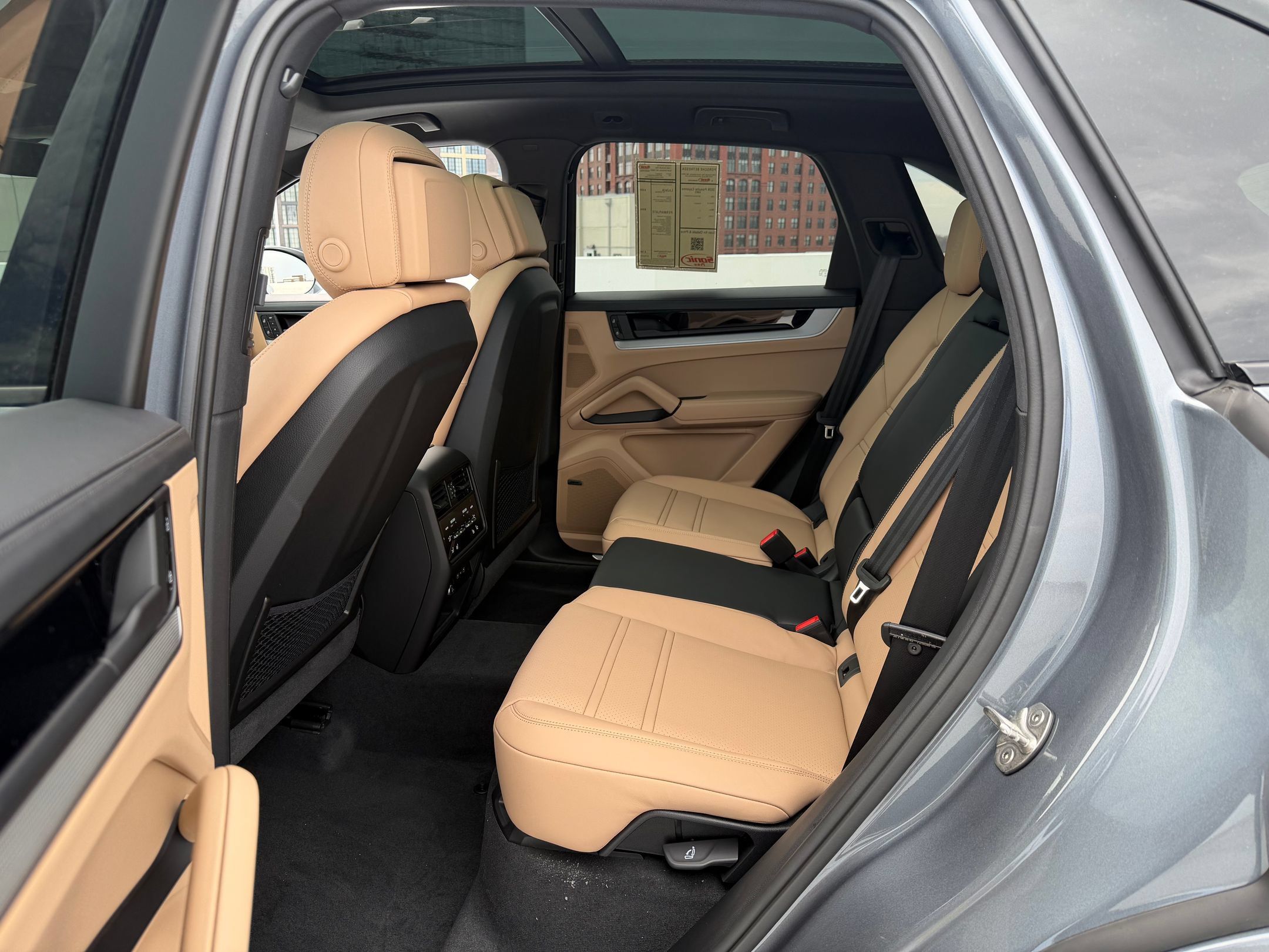 Certified 2026 Porsche Cayenne AWD/4WD image 21