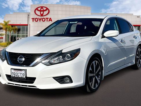 Used 2017 Nissan Altima 2.5 SR image 11