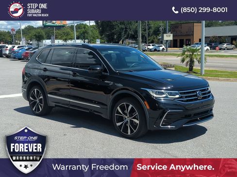 Used 2024 Volkswagen Tiguan SEL R-Line AWD/4WD image 9