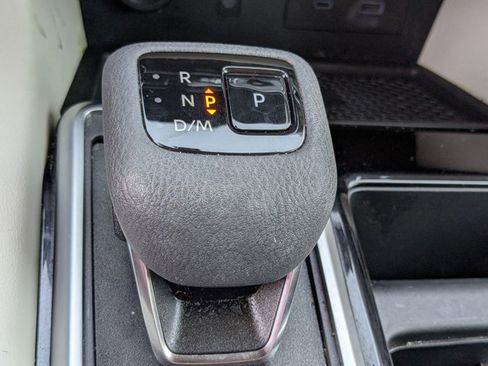 Certified 2024 Nissan Pathfinder SL image 23