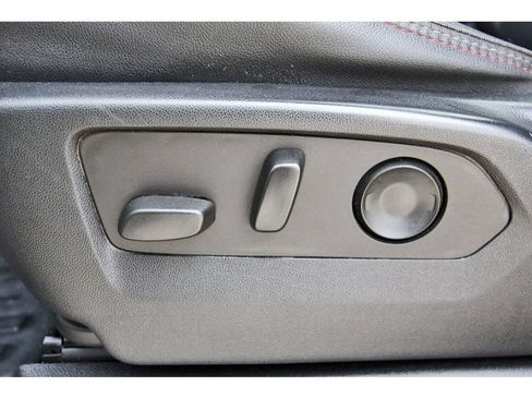 Used 2023 Chevrolet Tahoe RST RWD image 28