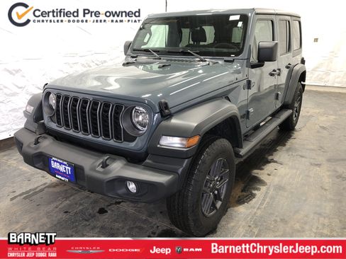 Used 2025 Jeep Wrangler Sport S image 1