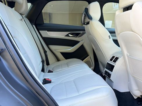 Used 2025 Jaguar F-PACE R-Dynamic S AWD/4WD image 30