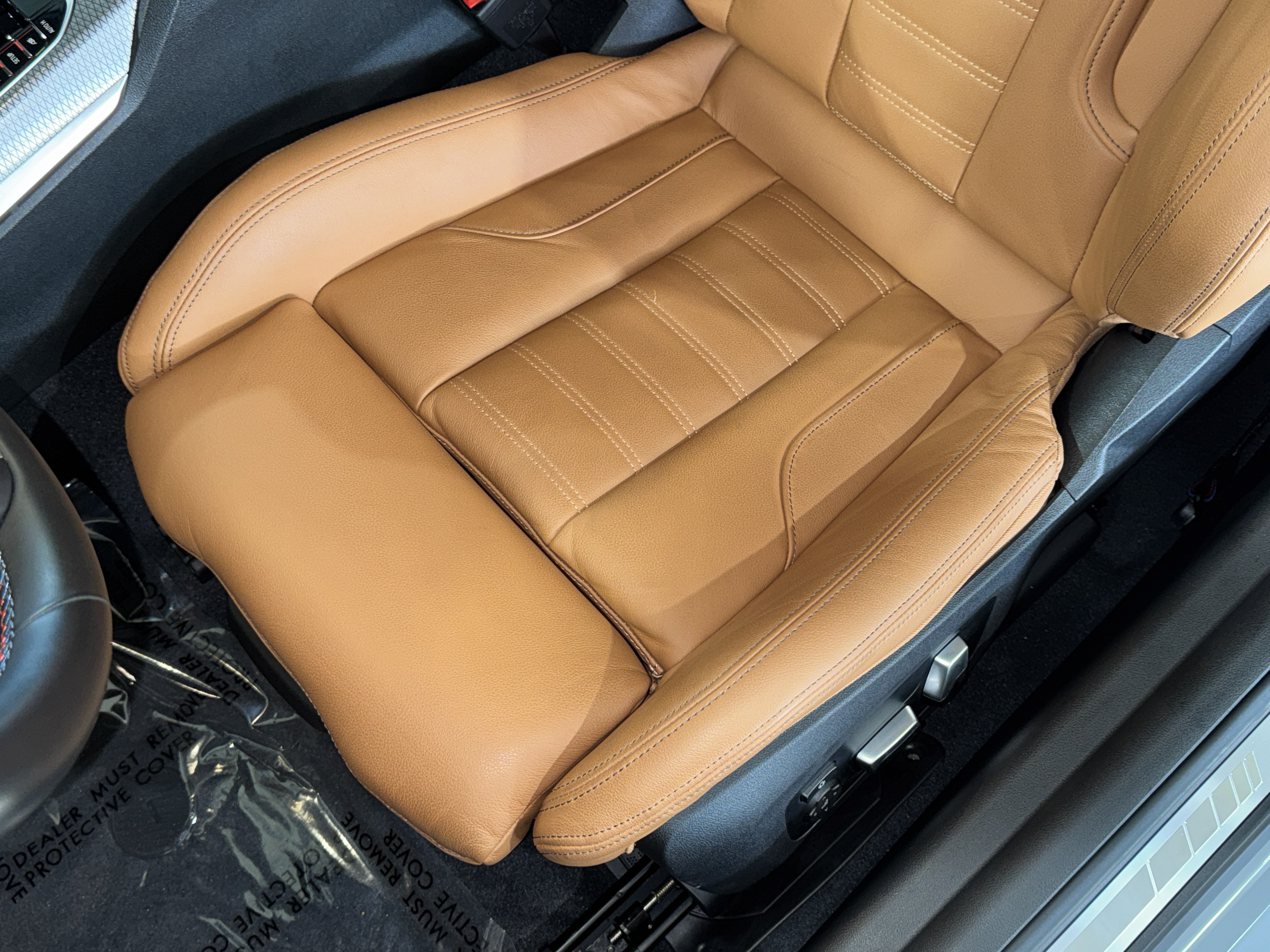 Used 2024 BMW M2 w/ Lighting Package RWD image 30