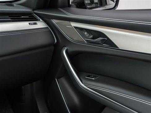 New 2025 Jaguar F-PACE R-Dynamic S AWD/4WD image 30