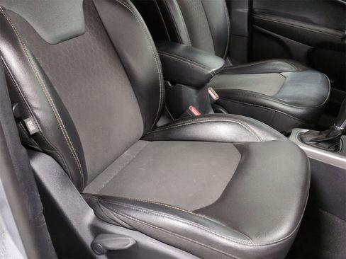 Certified 2021 Jeep Compass Latitude w/ Convenience Group image 22