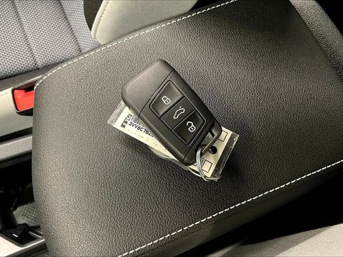 New 2026 Volkswagen Taos S image 33