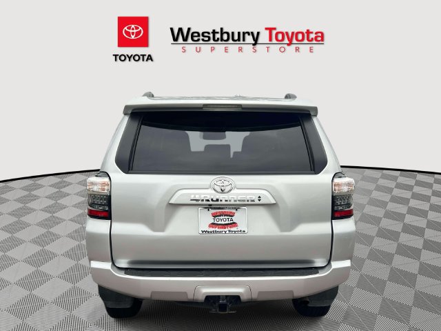 Certified 2024 Toyota 4Runner SR5 AWD/4WD image 7