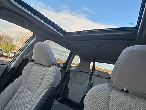 Used 2021 Subaru Forester Premium image 21