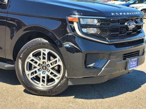 Certified 2025 Ford Expedition Max Active RWD image 6
