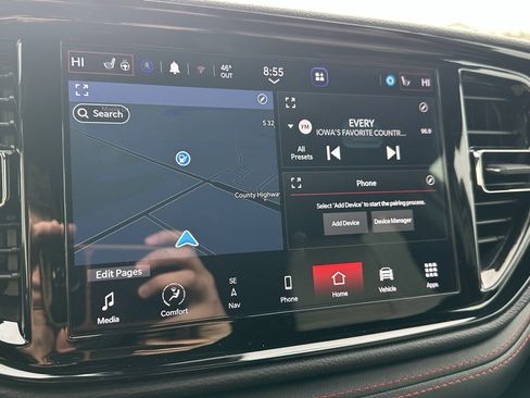 Used 2023 Dodge Durango GT image 29