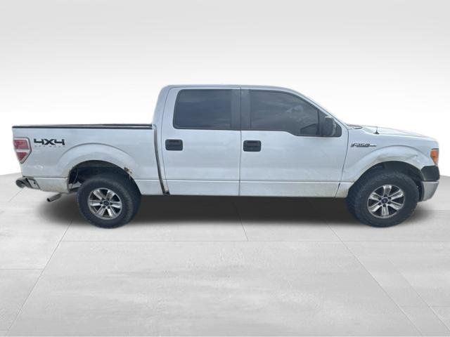 Used 2014 Ford F150 XL w/ Equipment Group 101A Mid AWD/4WD image 3