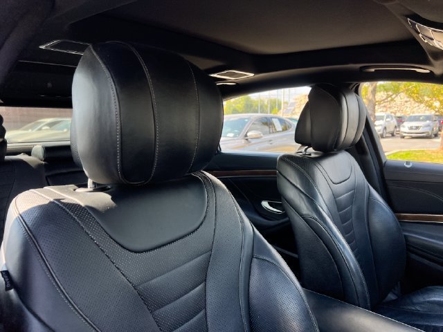 Used 2016 Mercedes-Benz S 550 4MATIC Sedan image 31