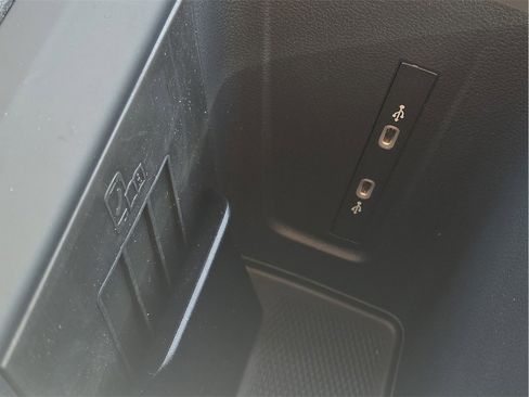 New 2026 Volkswagen Tiguan SE R-Line image 20