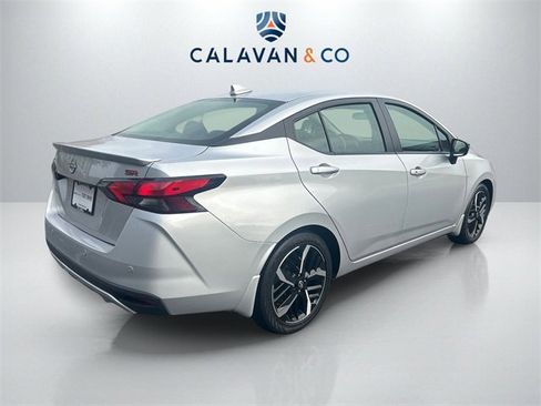 Used 2023 Nissan Versa SR w/ Trunk Package image 7