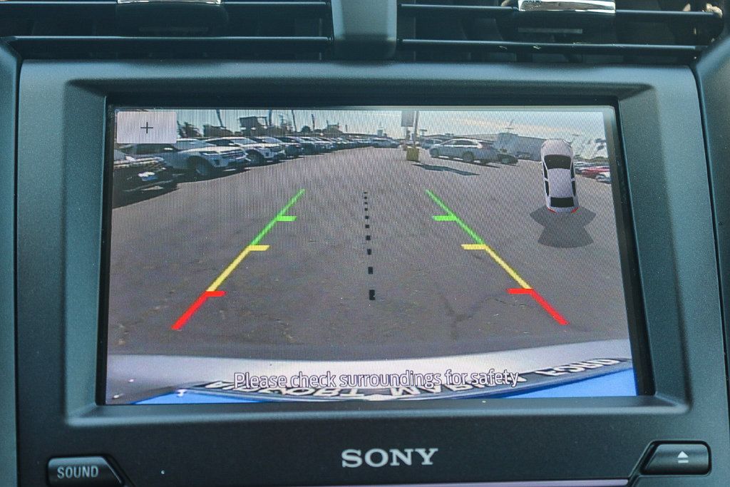 Used 2020 Ford Fusion Titanium FWD image 27