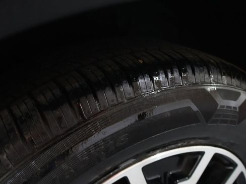 Used 2020 Nissan Pathfinder SL image 33