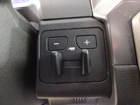 Used 2024 Toyota Tacoma TRD Off-Road w/ TRD Off Road Premium Package AWD/4WD image 26