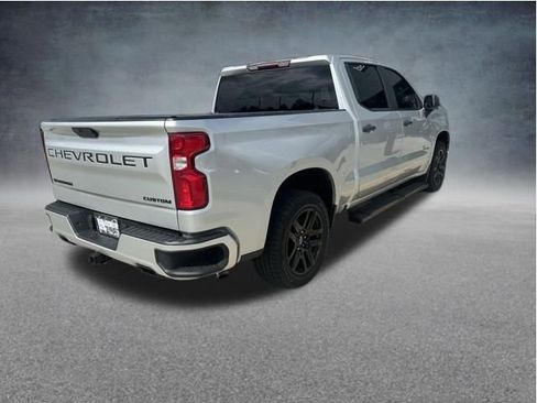 Used 2020 Chevrolet Silverado 1500 Custom w/ Rally Edition RWD image 8