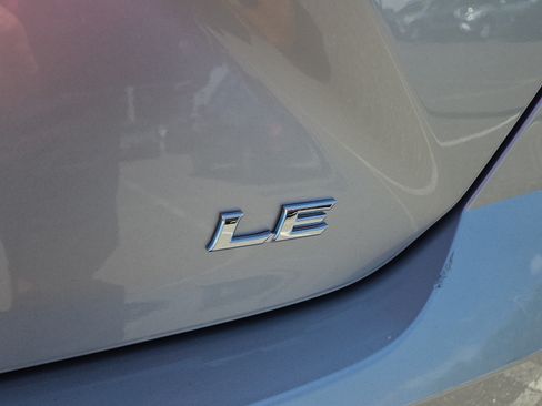 Used 2026 Toyota Camry LE FWD image 5