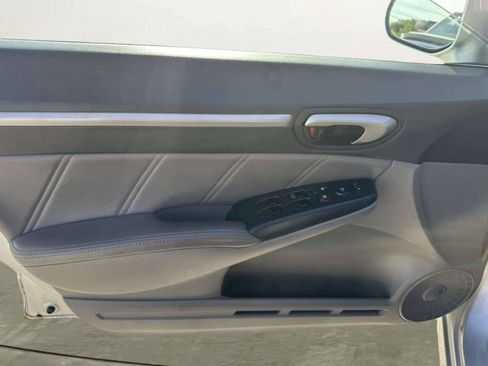 Used 2011 Honda Civic EX-L image 11