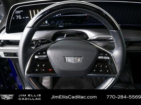 Used 2026 Cadillac Vistiq Sport image 9