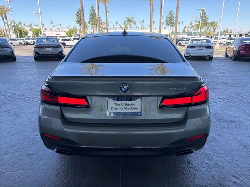 Used 2023 BMW 530i w/ M Sport Package RWD image 4