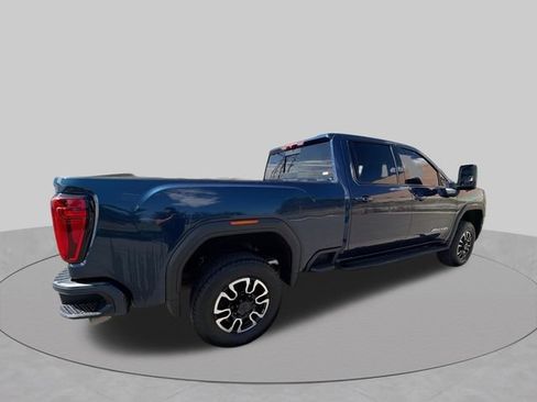 Used 2023 GMC Sierra 2500 AT4 w/ AT4 Preferred Package AWD/4WD image 9