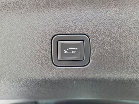 Certified 2022 Chevrolet Tahoe High Country image 15