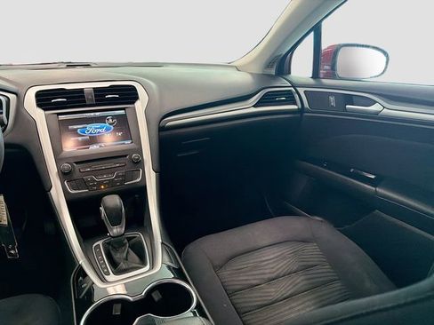 Used 2016 Ford Fusion SE image 20