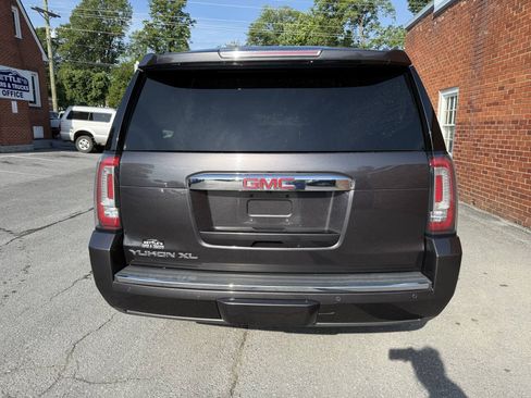 Used 2016 GMC Yukon XL Denali w/ Open Road Package AWD/4WD image 6