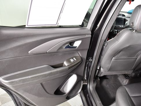 Used 2023 Chevrolet TrailBlazer RS w/ Sun and Liftgate Package AWD/4WD image 47