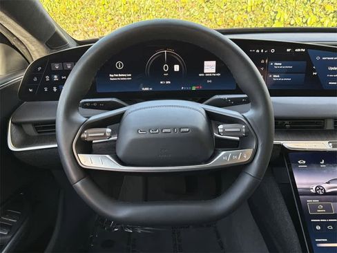 Used 2024 Lucid Air Touring image 12