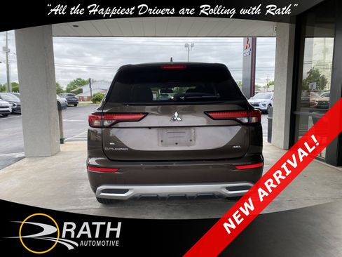 Used 2024 Mitsubishi Outlander SEL FWD image 8