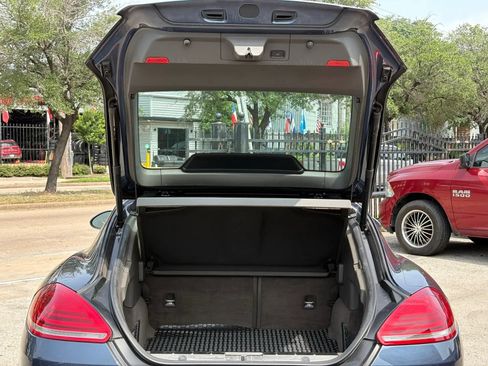 Used 2015 Porsche Panamera 4 AWD/4WD image 29