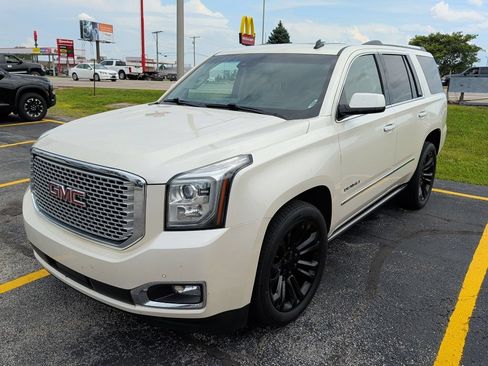 Used 2015 GMC Yukon Denali w/ Touring Package AWD/4WD image 1