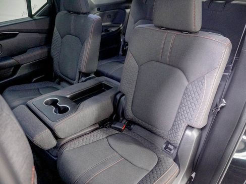 Certified 2024 Honda Pilot Sport image 33