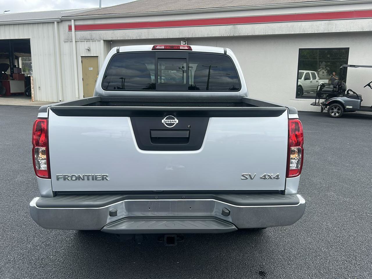 Used 2019 Nissan Frontier SV AWD/4WD image 6