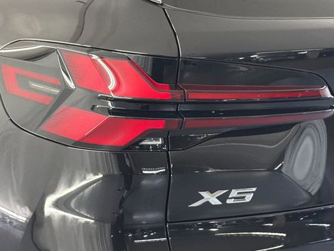 Used 2026 BMW X5 xDrive50e w/ M Sport Package image 13