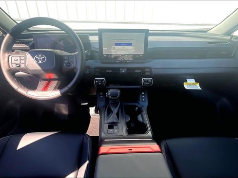 New 2026 Toyota RAV4 FWD image 6