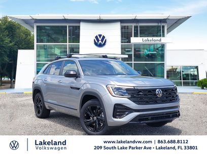 New 2025 Volkswagen Atlas Cross Sport SEL R-Line