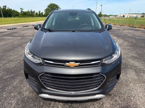 Used 2018 Chevrolet Trax LT w/ Driver Confidence Package FWD image 17