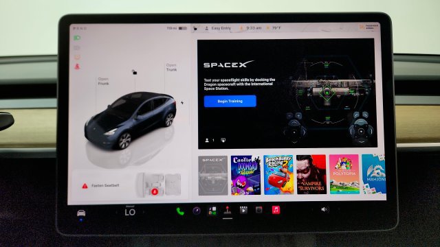 Used 2024 Tesla Model Y 2WD image 62