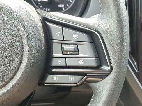 Certified 2025 Subaru Forester Premium image 21