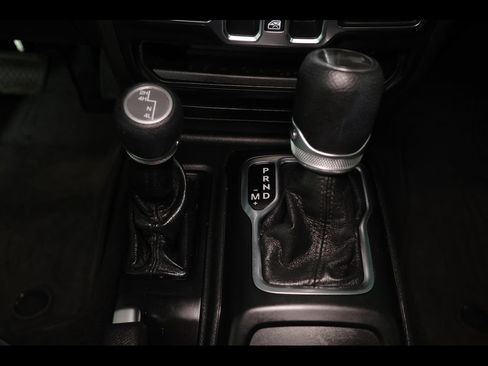 Used 2022 Jeep Wrangler Unlimited Sport AWD/4WD image 23