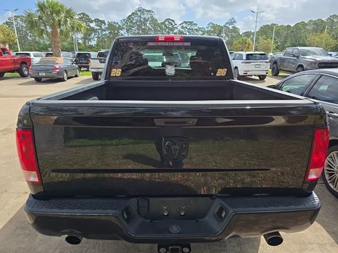 Used 2017 RAM 1500 Express w/ Black Ram 1500 Express Group AWD/4WD image 3