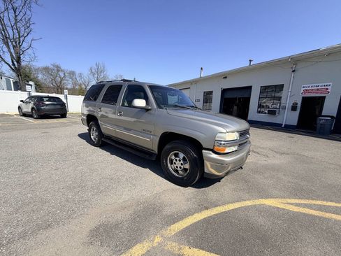 Used 2002 Chevrolet Tahoe LT image 55